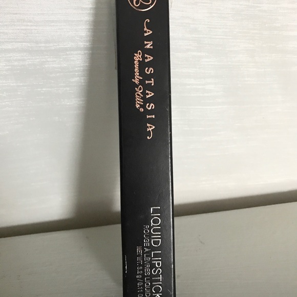 FREE Anastasia liquid lipstick Sad Girl - Picture 2 of 5